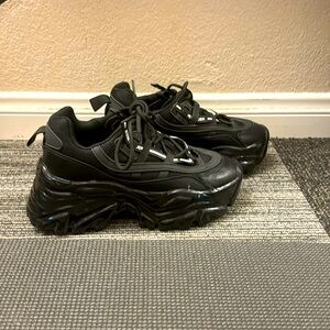 Steve Madden Ecker Women’s Platform Sneakers